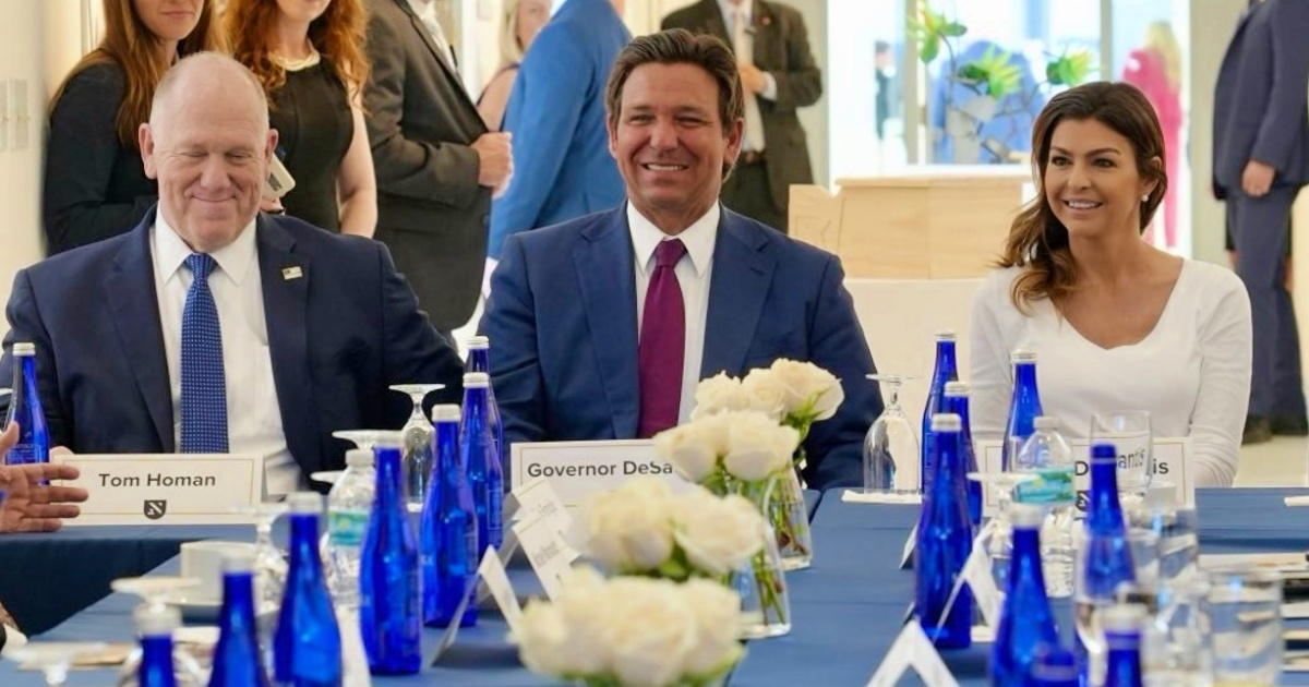 Ron DeSantis Promeut une Réforme Éducative Basée sur le Choix des Parents
